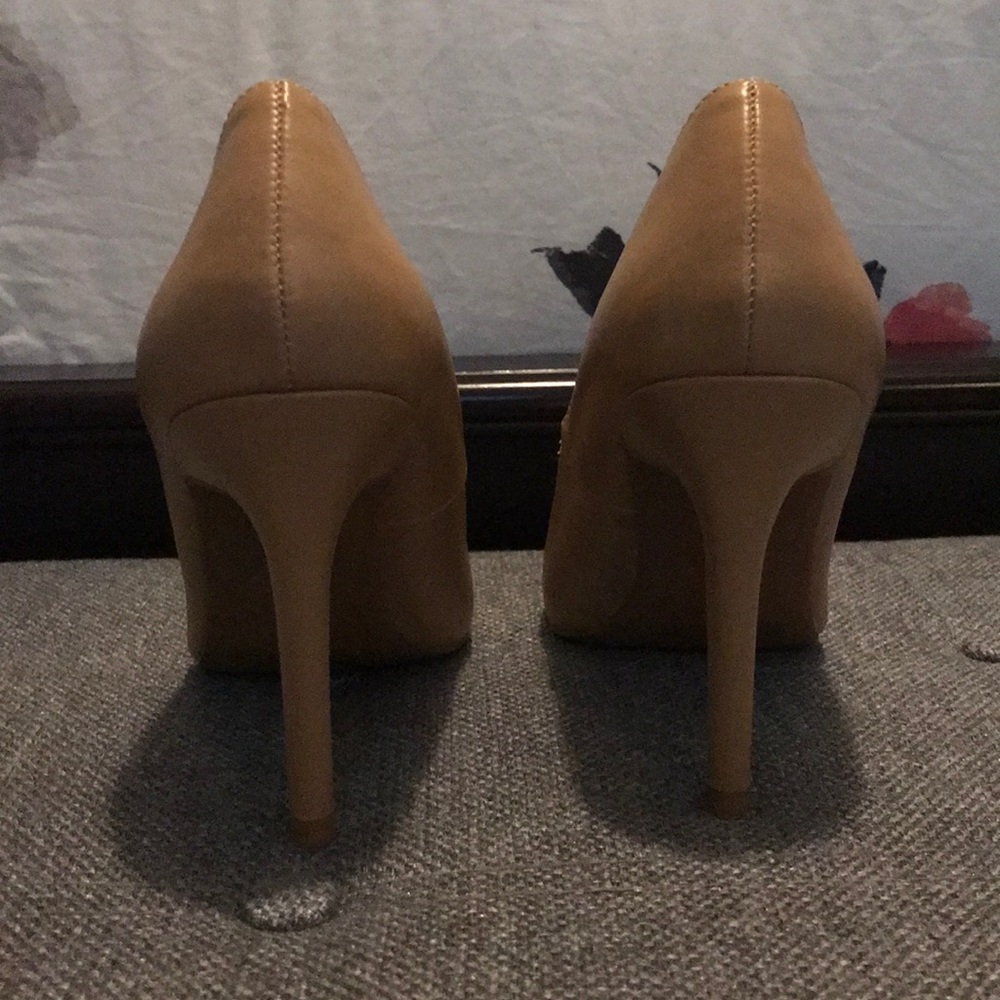 Tan High Heels - Picture 4 of 6
